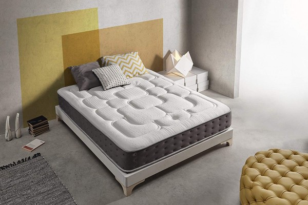 łóżko z materacem simpur